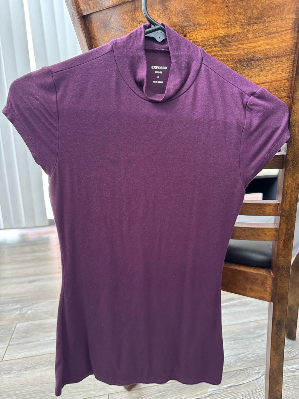 Express Women's Plum Short Sleeve Mock Neck Tee